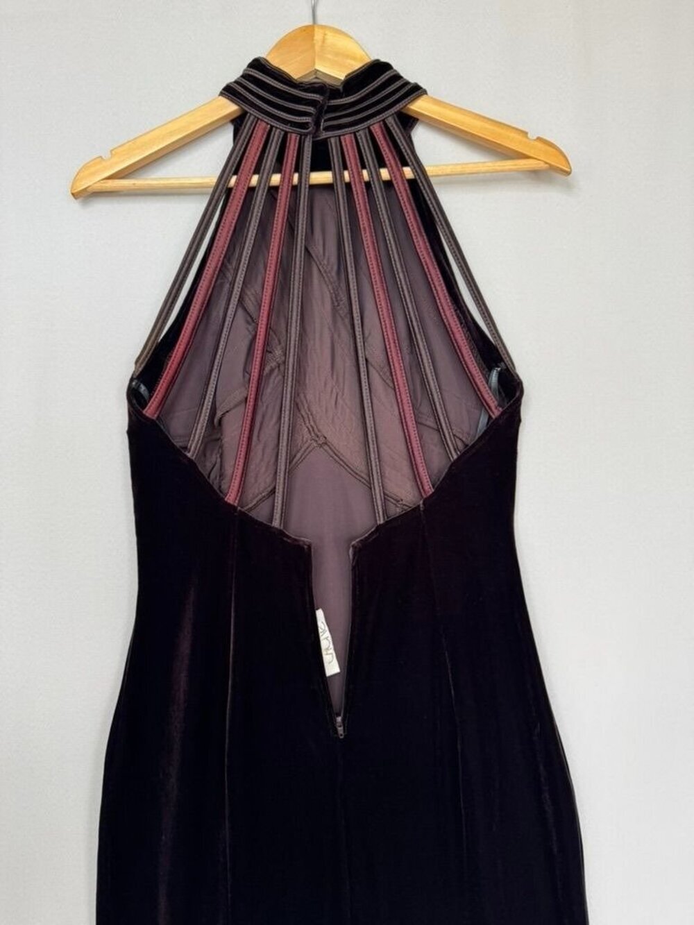 90s Vintage Tadashi Shoji CACHE Burgundy Stretch Velvet Halter Maxi Dress Large - Picture 7 of 13